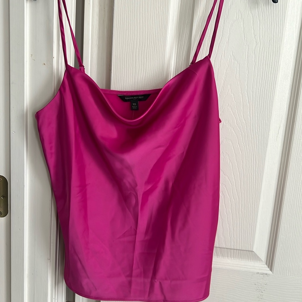NWT Banana Republic Factory satin camisole in pink (bright dahlia on website) XS